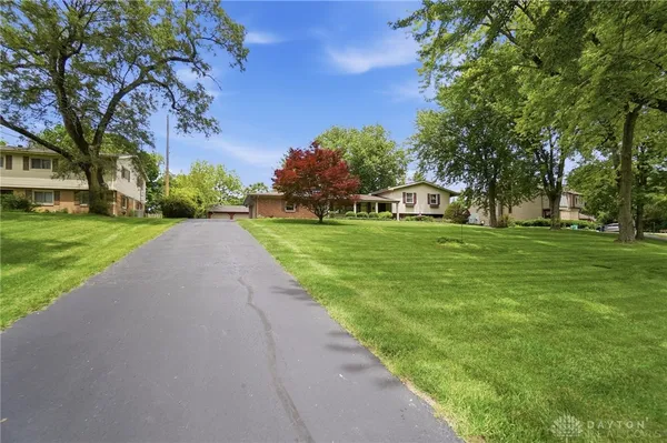 $450,000 | 2756 Cottonwood Drive, Springfield, OH 45504