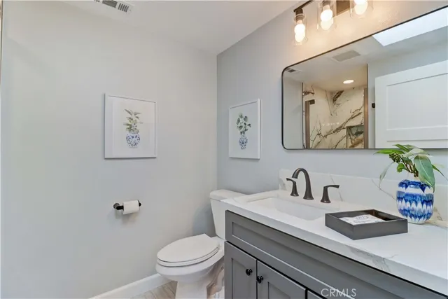 $649,999 | 683 Via Alhambra, Unit N, Laguna Woods, CA 92637