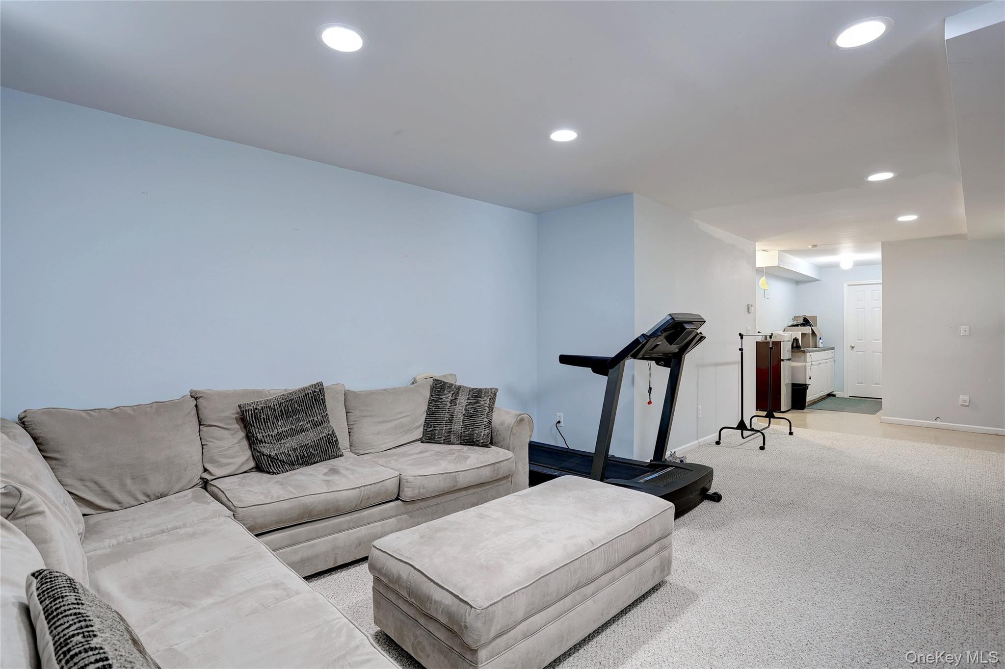 561 New Hempstead Road Spring Valley, NY 10977 - Photo 19 of 27