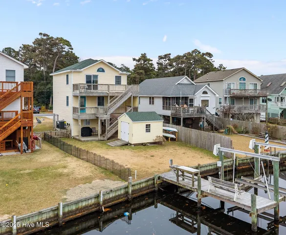 $690,000 | 422 Harbour View Drive, Kill Devil Hills, NC 27948