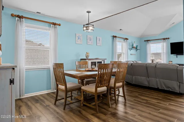 $690,000 | 422 Harbour View Drive, Kill Devil Hills, NC 27948