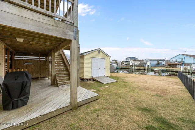 $690,000 | 422 Harbour View Drive, Kill Devil Hills, NC 27948