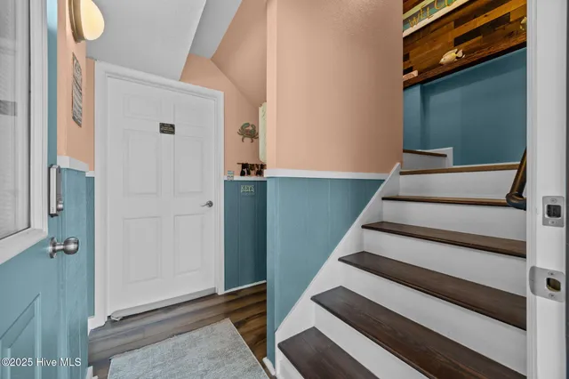 $690,000 | 422 Harbour View Drive, Kill Devil Hills, NC 27948