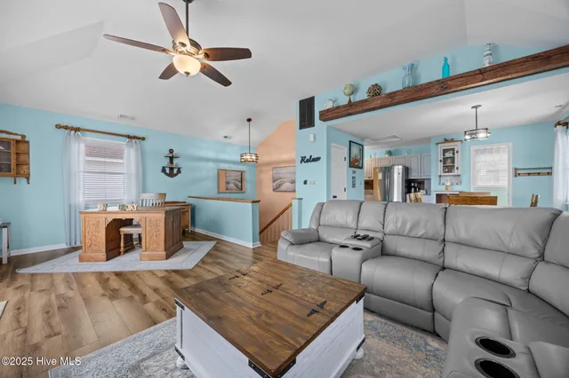 $690,000 | 422 Harbour View Drive, Kill Devil Hills, NC 27948