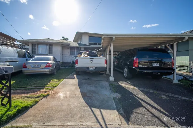 $2,850 | 98-137 Kalike Place, Aiea, HI 96701