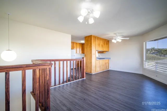 $2,850 | 98-137 Kalike Place, Aiea, HI 96701