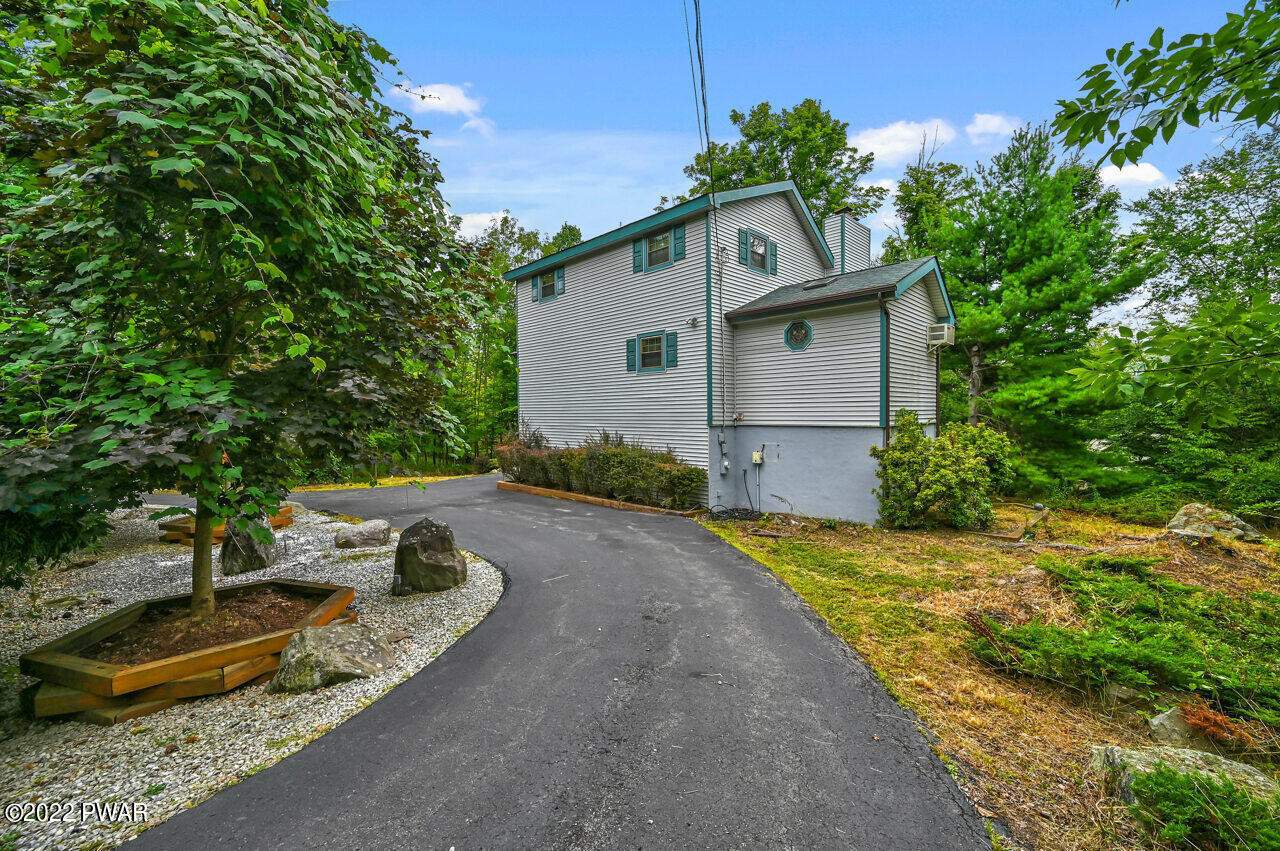 185 Ridgeview Drive Lake Ariel, PA 18436 - Photo 3 of 56