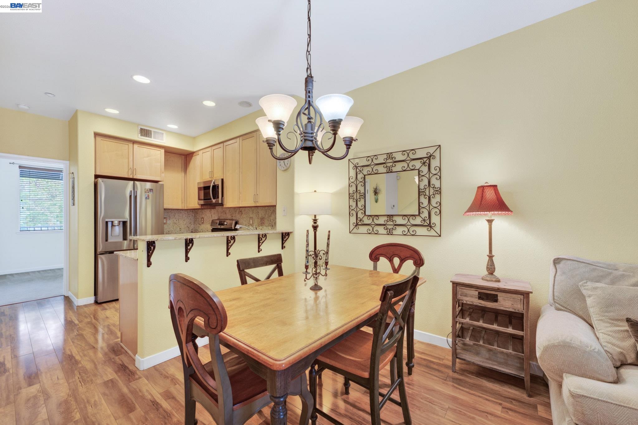 655 Veranda Circle Hayward, CA 94541 - Photo 12 of 41