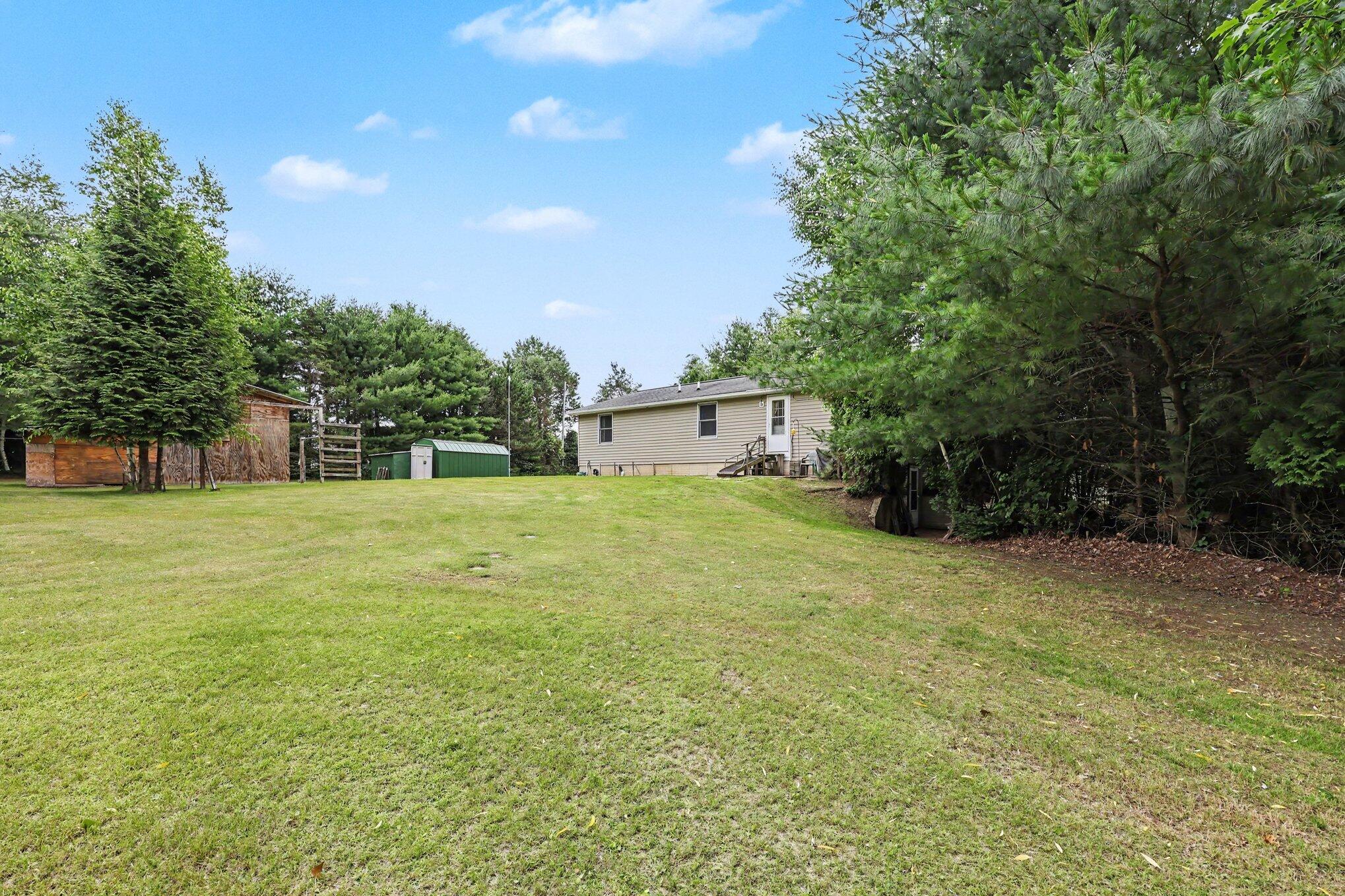 8202 Kennedy Road Munith, MI 49259 - Photo 22 of 39 020_file_5749