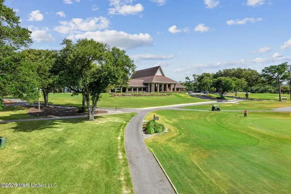 $229,900 | 156 Lanai, Unit Q, Diamondhead, MS 39525