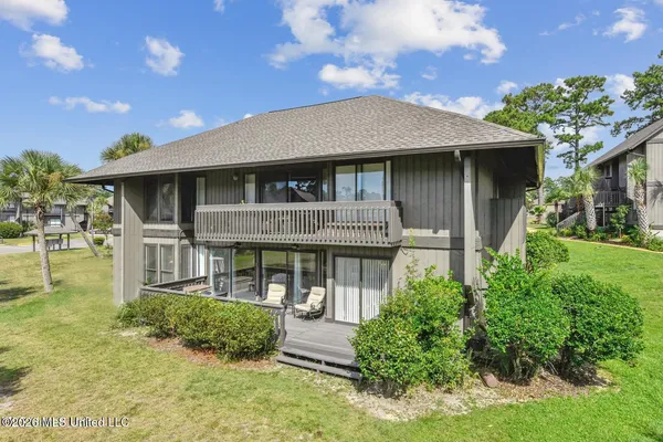 $229,900 | 156 Lanai, Unit Q, Diamondhead, MS 39525