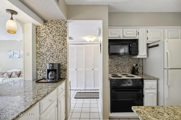 $229,900 | 156 Lanai, Unit Q, Diamondhead, MS 39525