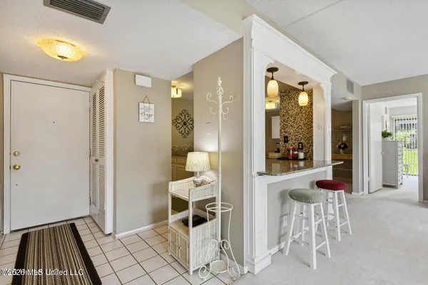 $229,900 | 156 Lanai, Unit Q, Diamondhead, MS 39525