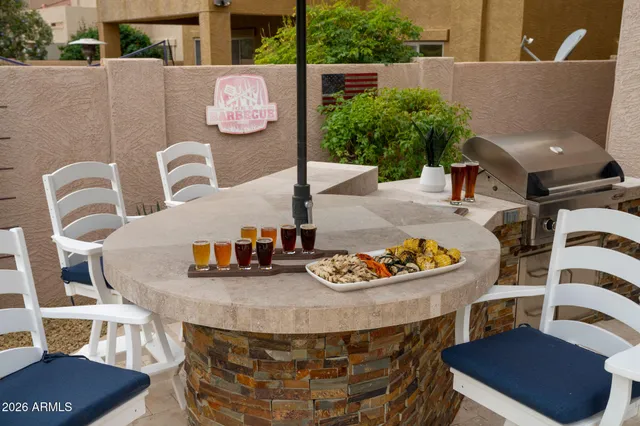 $1,050,000 | 23031 North 43rd Place, Phoenix, AZ 85050