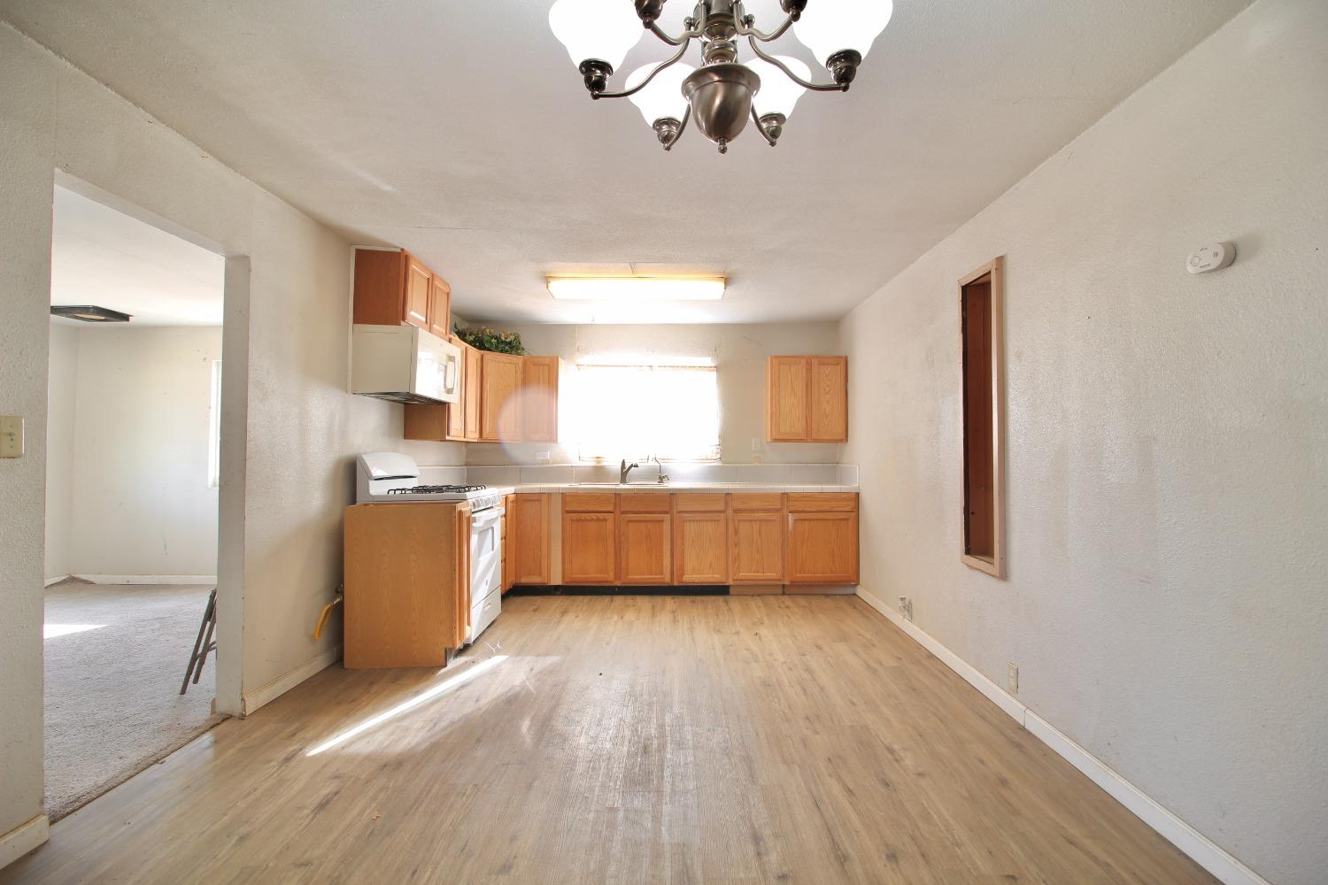 16896 Road 400 Madera, CA 93636 - Photo 10 of 34