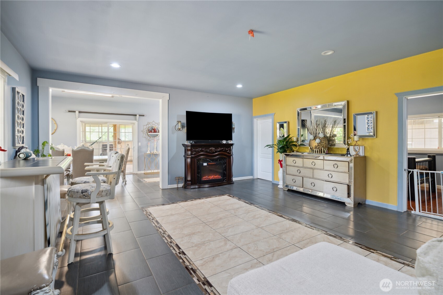 1407 Slide Creek Road Longview, WA 98632 - Photo 4 of 27