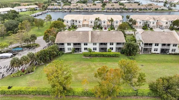 $230,000 | 365 Stella Maris Drive North, Unit 2905, Naples, FL 34114