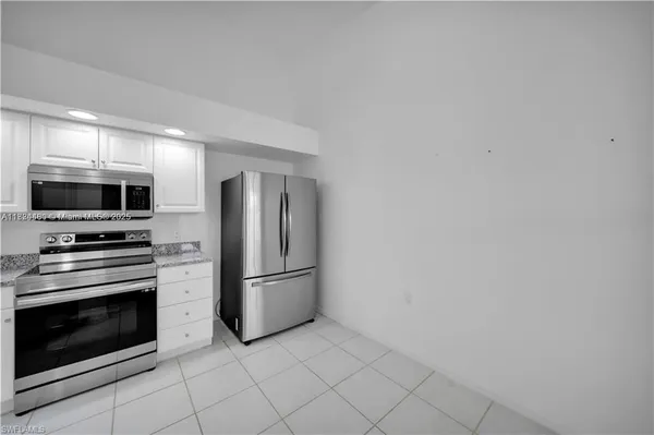$230,000 | 365 Stella Maris Drive North, Unit 2905, Naples, FL 34114