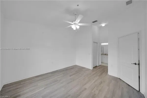 $230,000 | 365 Stella Maris Drive North, Unit 2905, Naples, FL 34114
