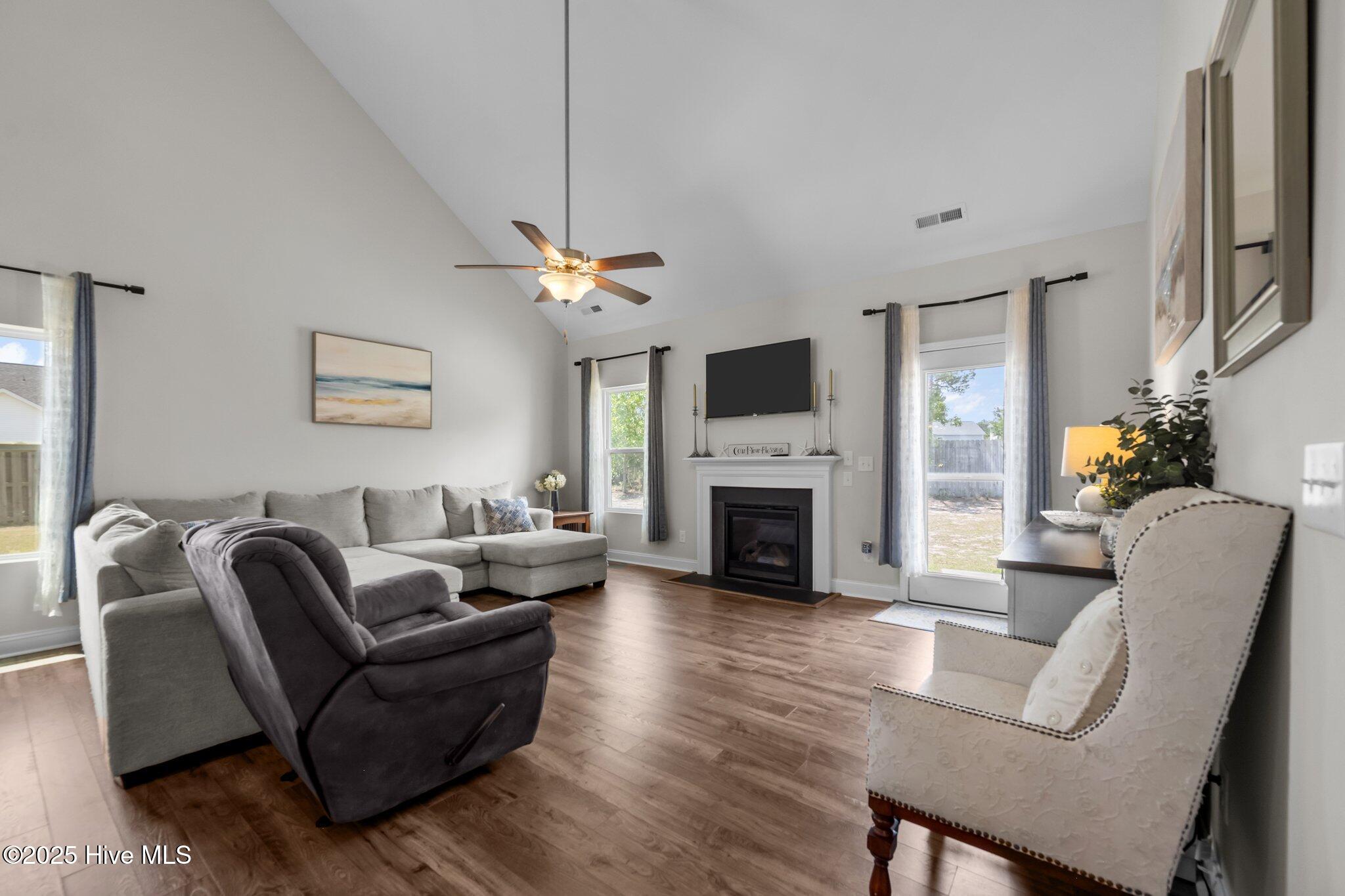 302 Neuse Drive Holly Ridge, NC 28445 - Photo 16 of 51 12-web-or-mls-_RAD6643