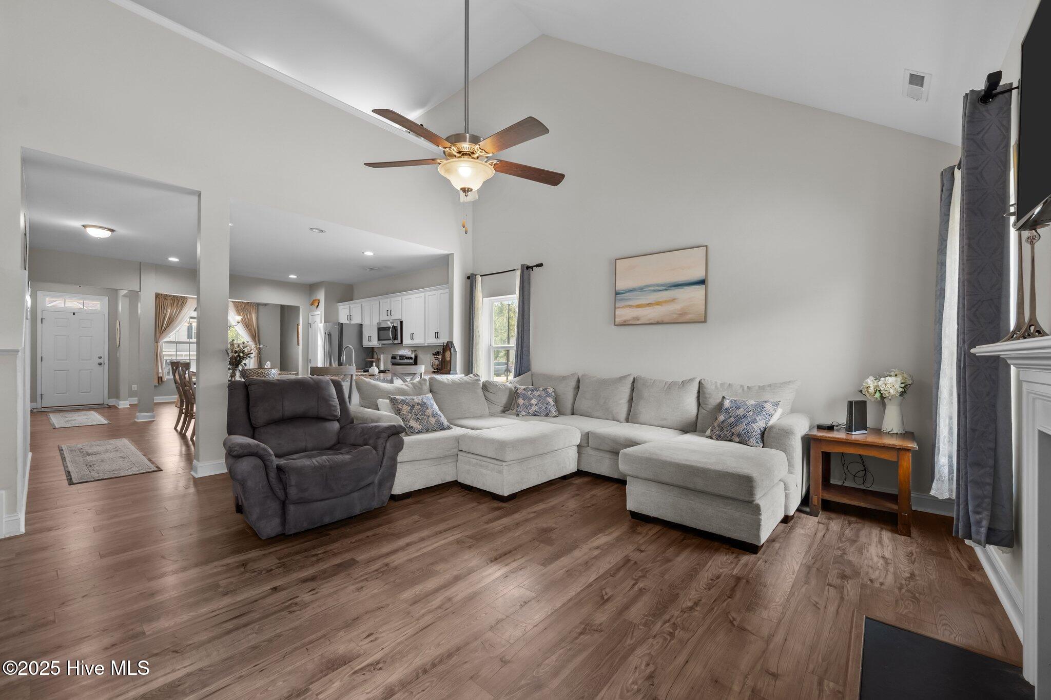 302 Neuse Drive Holly Ridge, NC 28445 - Photo 18 of 51 14-web-or-mls-_RAD6649