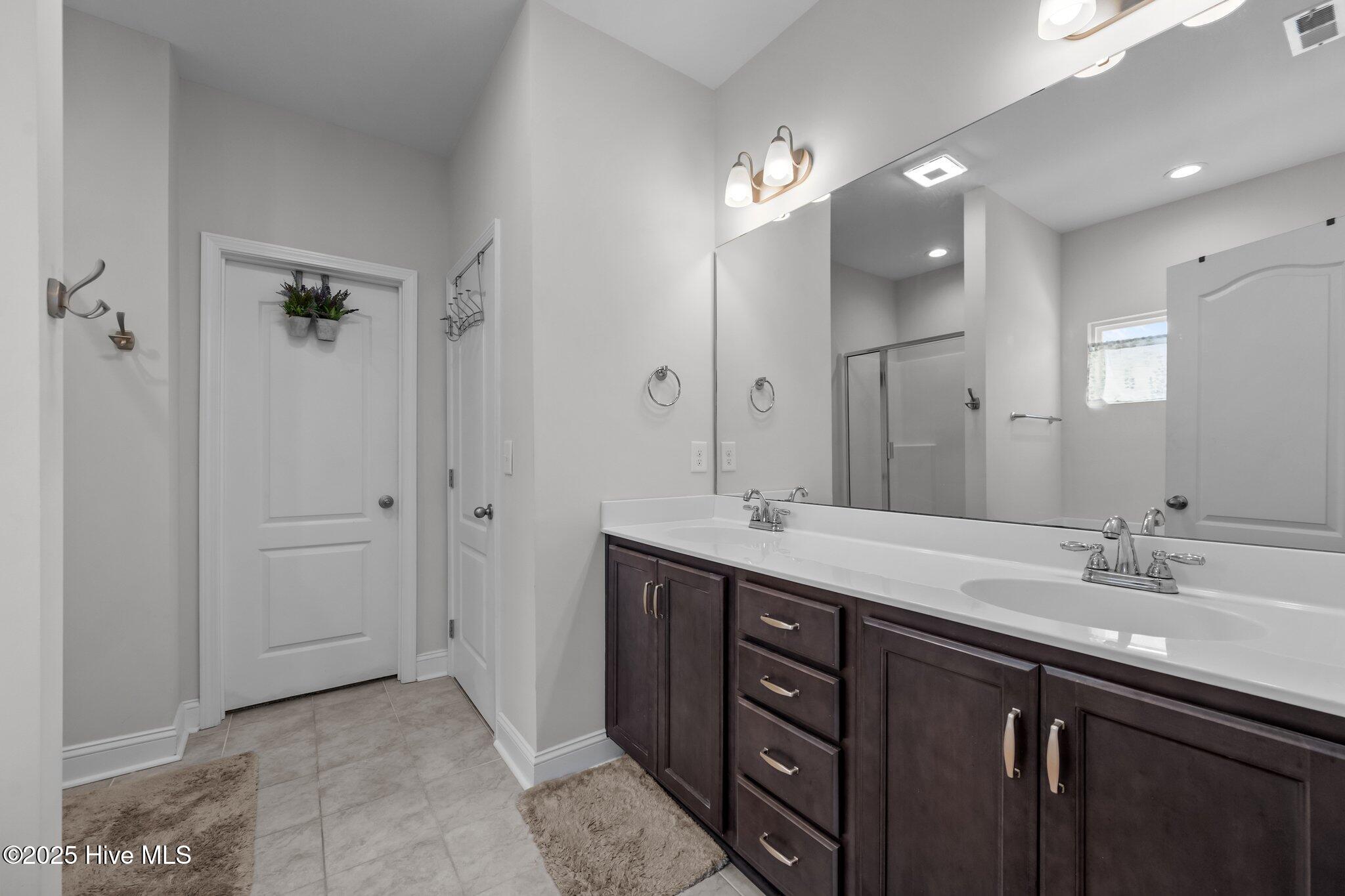 302 Neuse Drive Holly Ridge, NC 28445 - Photo 24 of 51 20-web-or-mls-_RAD6685