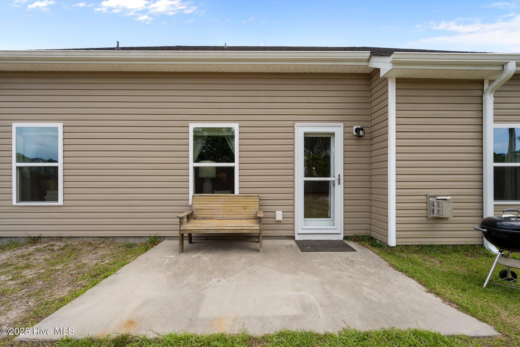 302 Neuse Drive Holly Ridge, NC 28445 - Photo 40 of 51 41-web-or-mls-09