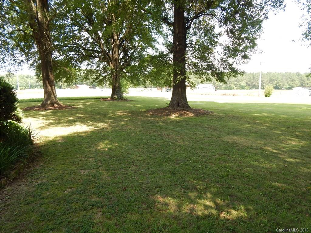 37100 Carter Road New London, NC 28127 - Photo 4 of 35 Gallery Image 4
