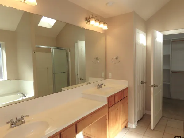 $2,250 | 5831 Persimmon Drive, Tyler, TX 75707