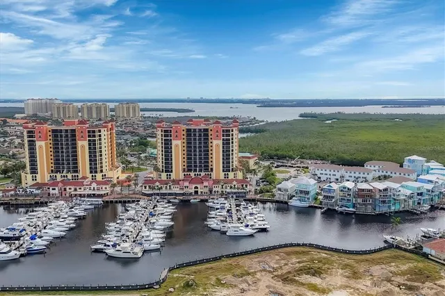 $526,500 | 5865 Shell Cove Drive, Unit 106, Cape Coral, FL 33914