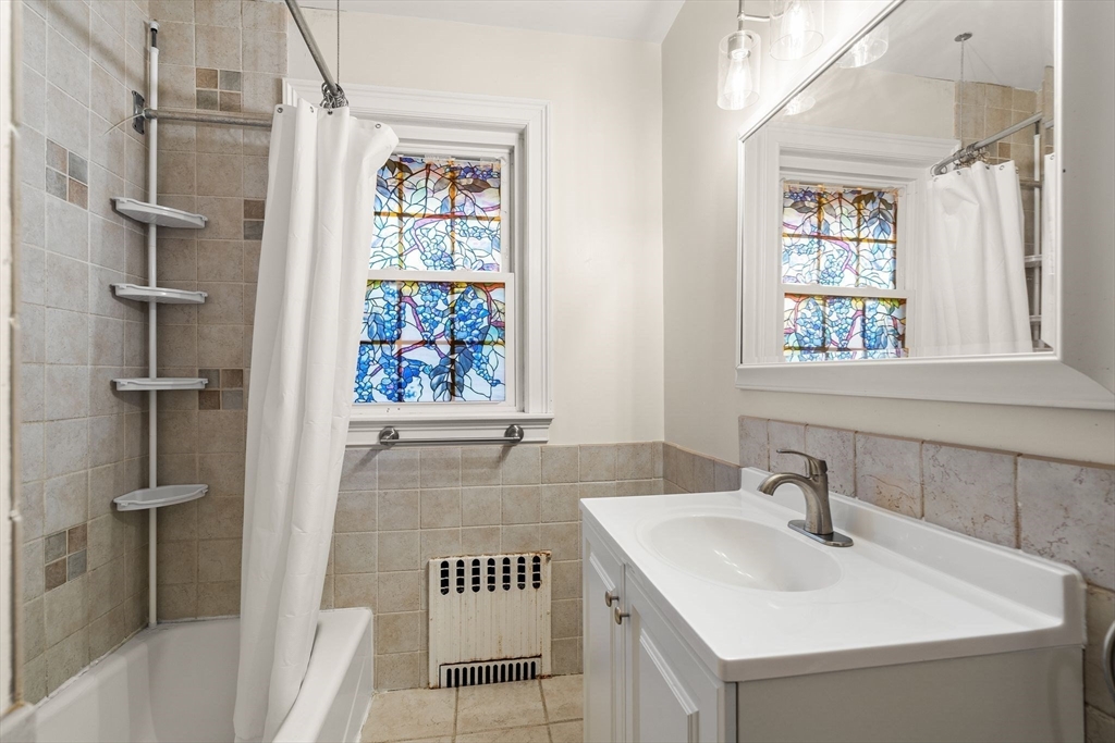 133 Willow Street, Unit 2 Quincy, MA 02170 - Photo 13 of 19