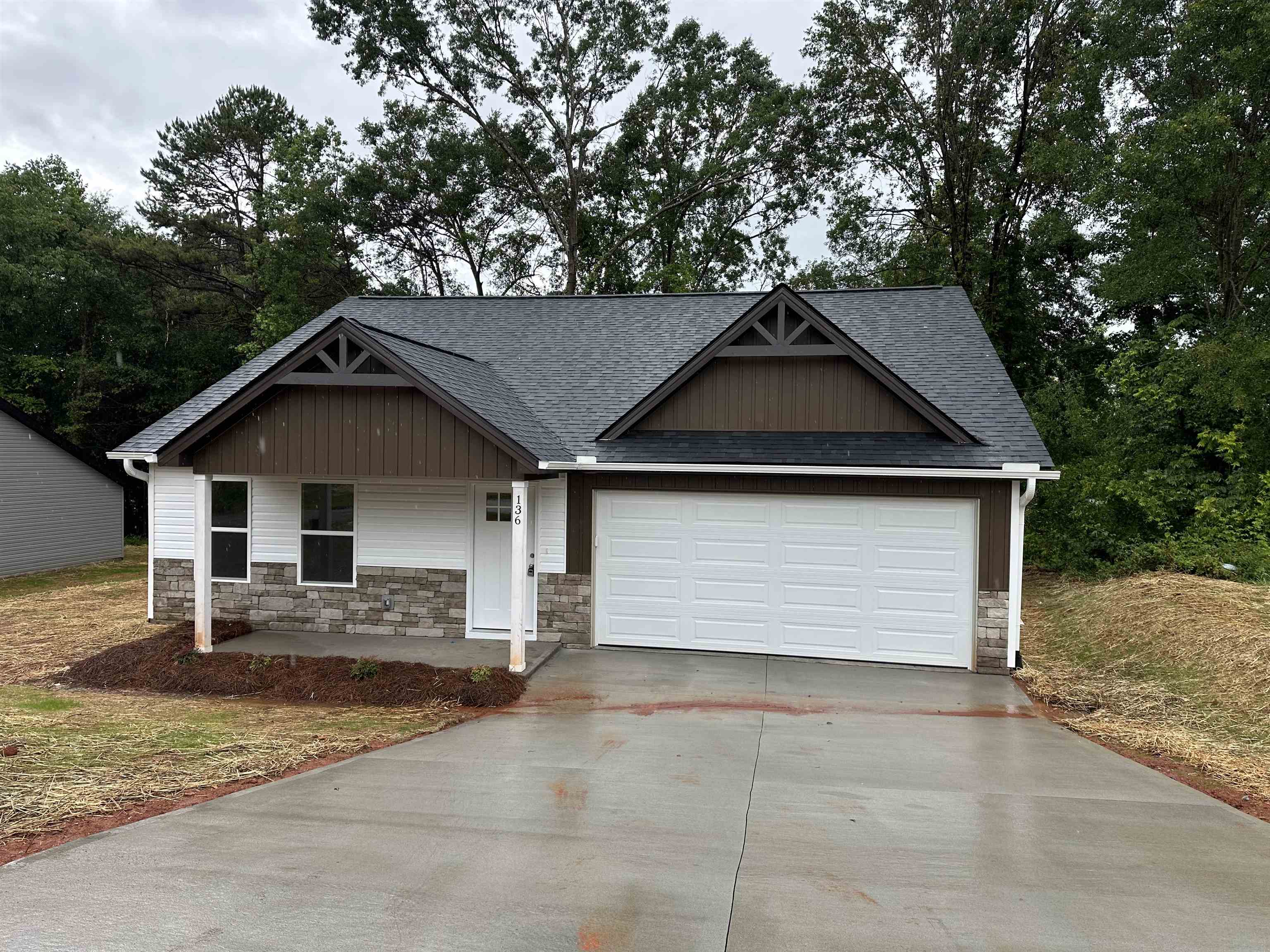 136 Dendy Wellford, SC 29385 - Photo 1 of 14