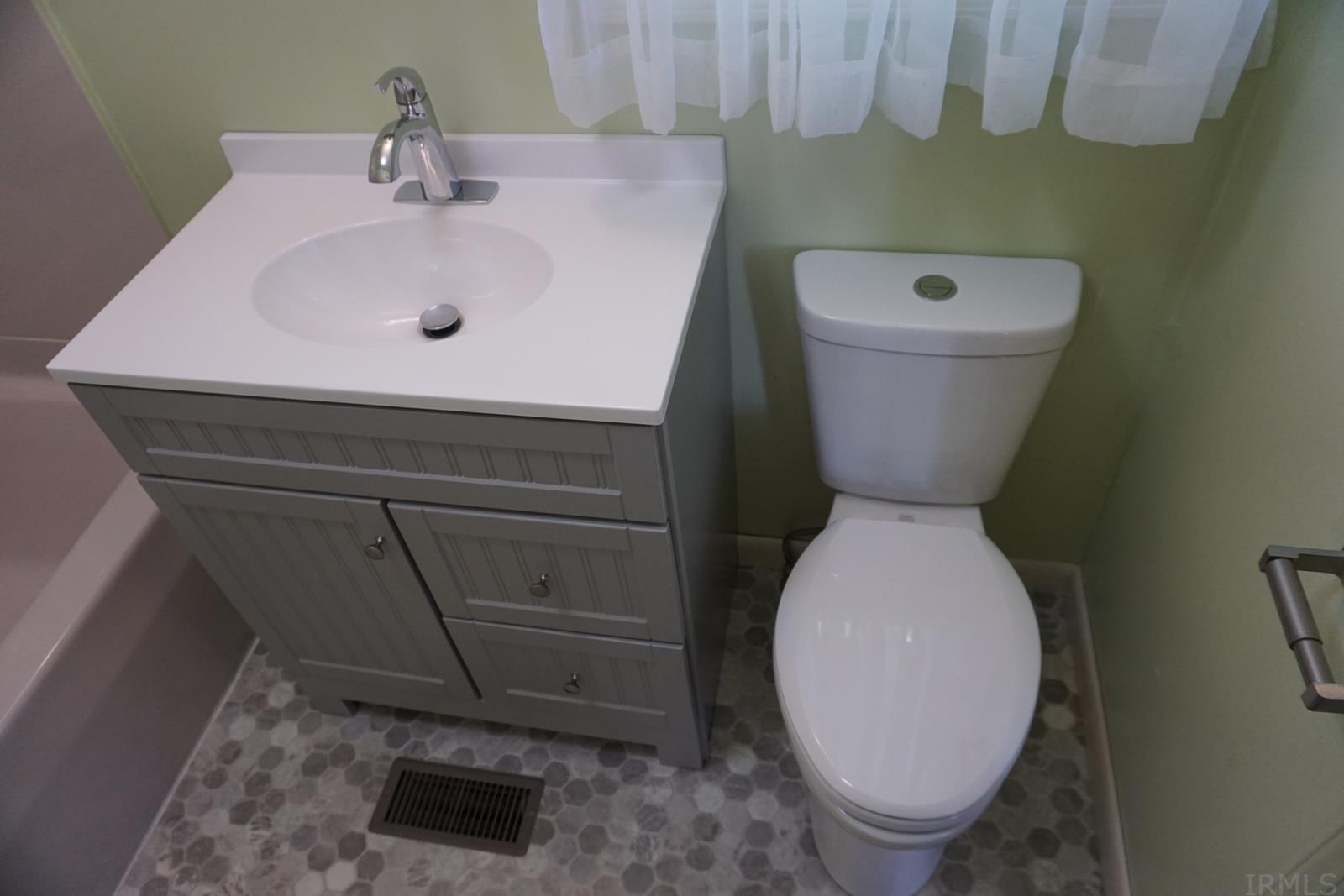1329 Hillcrest Road Bedford, IN 47421 - Photo 28 of 30 Gallery Image 28