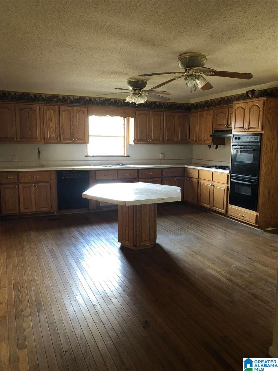 398 Waldrop Road Jasper, AL 35503 - Photo 9 of 17