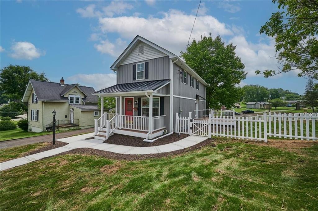 1536 Marshall Road Monaca, PA 15061 - Photo 2 of 39