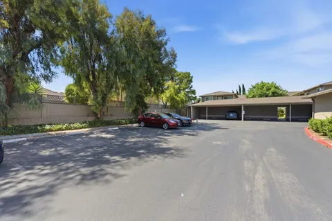 $525,000 | 4970 Cherry Avenue, Unit 212, San Jose, CA 95118