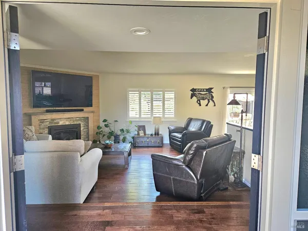 $815,000 | 354 Wikiup Drive, Santa Rosa, CA 95403
