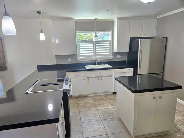 $815,000 | 354 Wikiup Drive, Santa Rosa, CA 95403