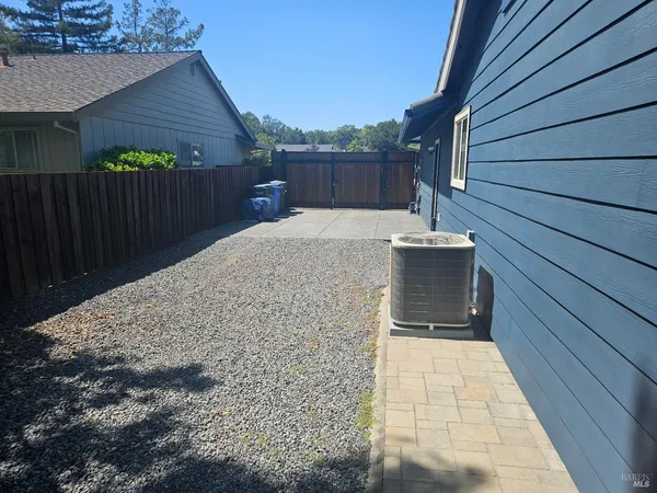 $815,000 | 354 Wikiup Drive, Santa Rosa, CA 95403