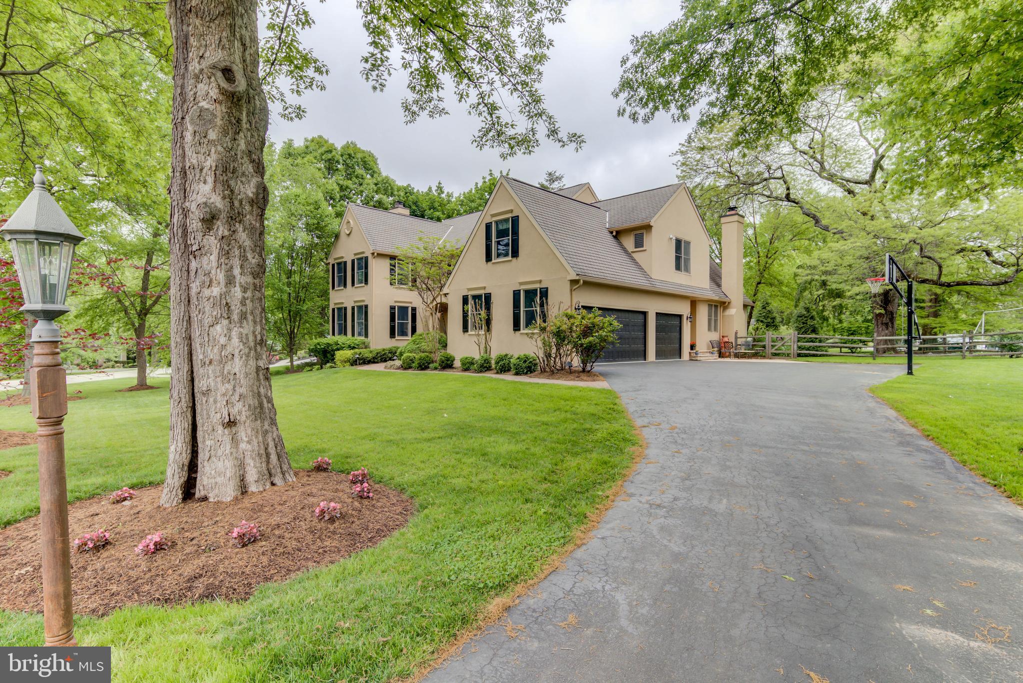 811 Caldwell Road Wayne, PA 19087 - Photo 1 of 39