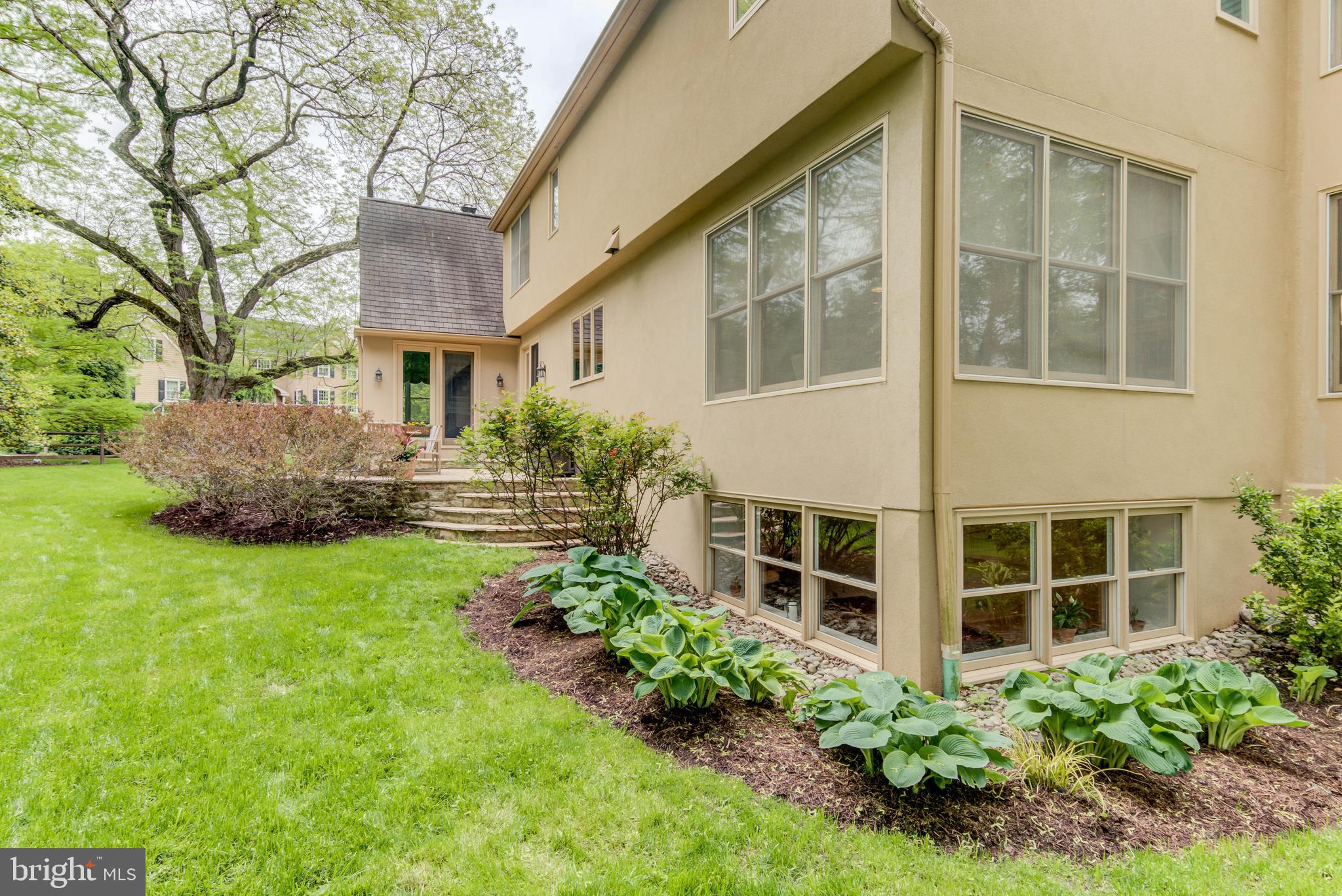 811 Caldwell Road Wayne, PA 19087 - Photo 3 of 39