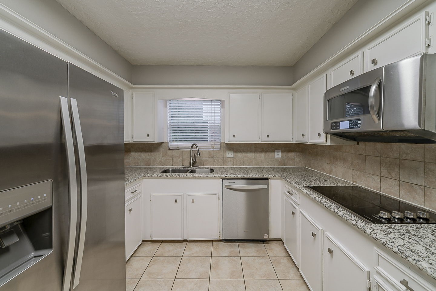 17618 Tall Cypress Drive Spring, TX 77388 - Photo 7 of 40