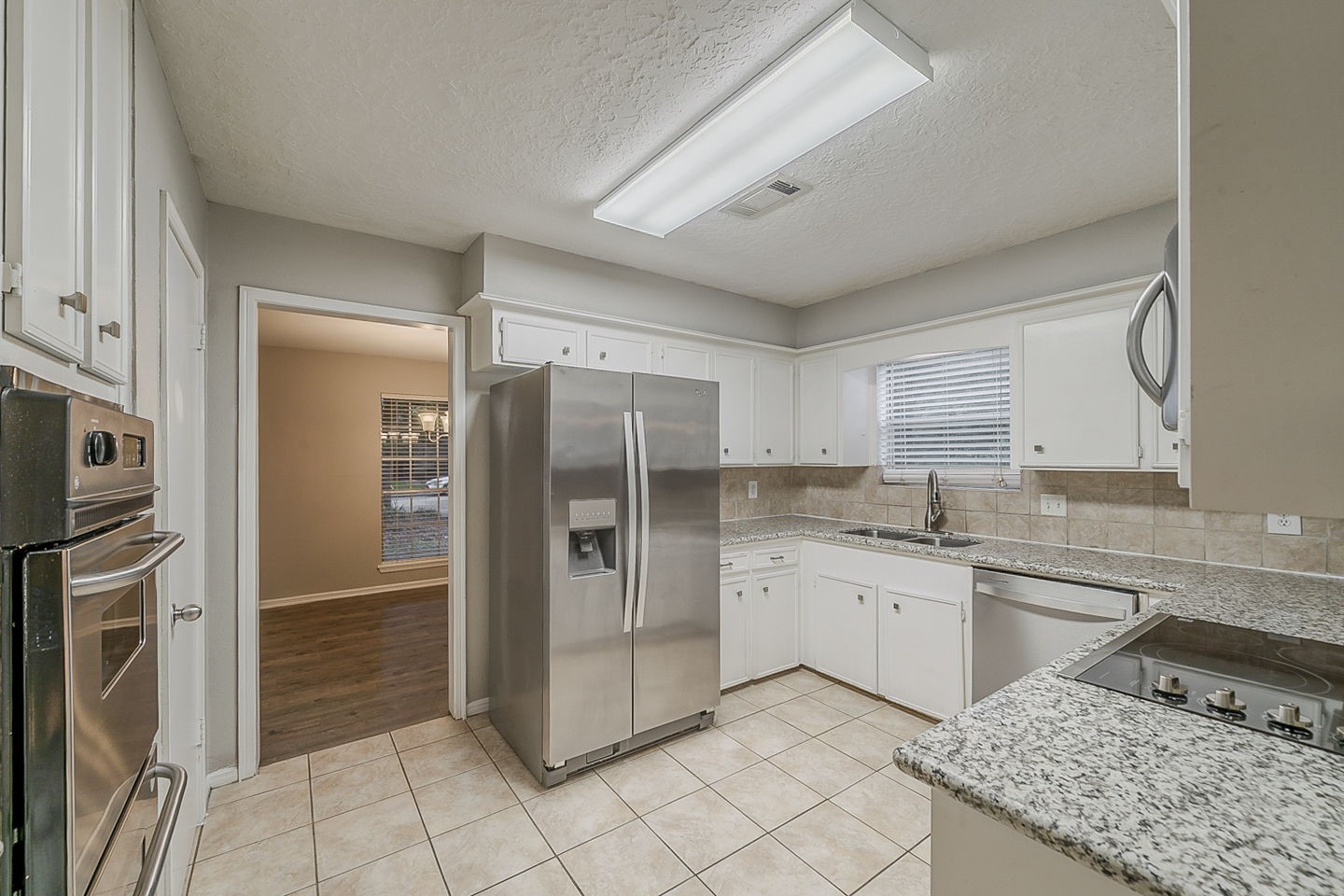 17618 Tall Cypress Drive Spring, TX 77388 - Photo 9 of 40