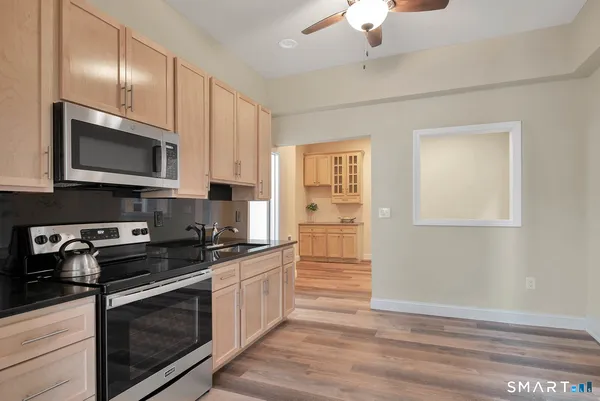 $1,400 | 120 East Main Street, Unit 2, Torrington, CT 06790