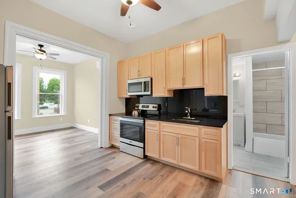 $1,400 | 120 East Main Street, Unit 2, Torrington, CT 06790