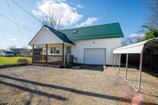 $196,000 | 581 East Main Street, Circleville, OH 43113