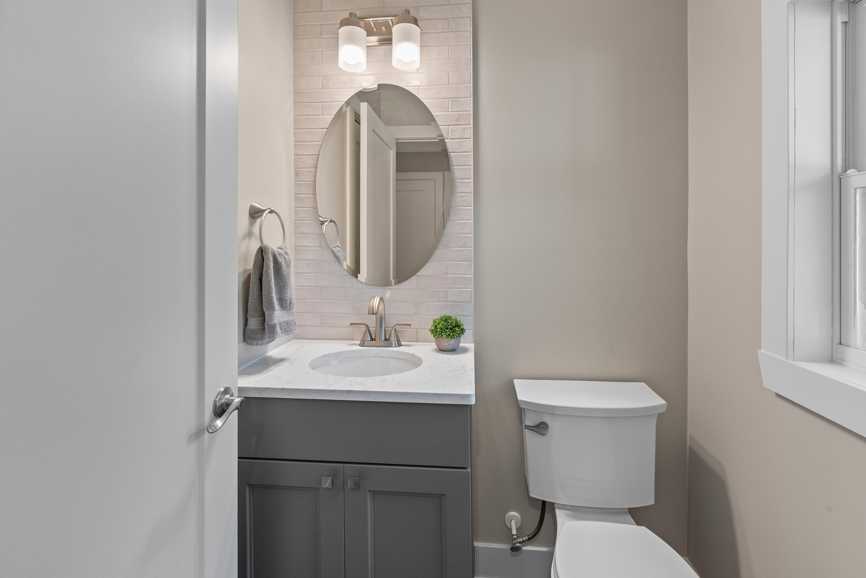 3258 County Rd O Saukville, WI 53080 - Photo 18 of 53 3258 County Road O-17