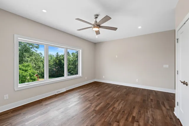 $575,000 | 3258 County Rd O, Saukville, WI 53080