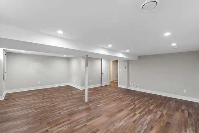 $575,000 | 3258 County Rd O, Saukville, WI 53080