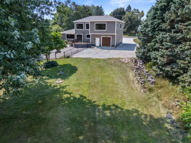 $575,000 | 3258 County Rd O, Saukville, WI 53080